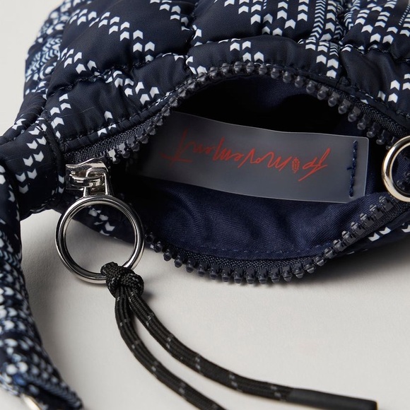 NWT FP Movement Printed Micro Pouch - Picture 3 of 3